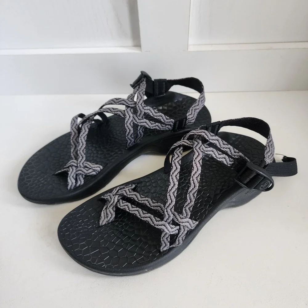 Chaco Z/Cloud 2 Womens Size 10 Black Grey Strappy Toe Loop Hiking Sandals